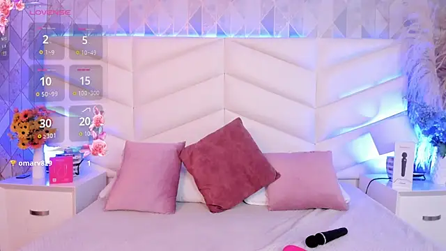 Lizzi Hotman  online show from 02/25/26, 09:35