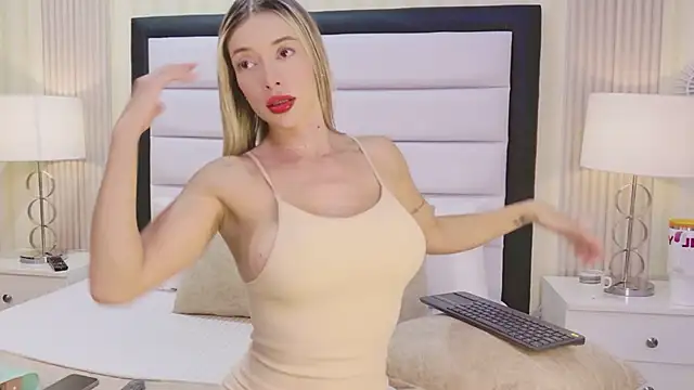 AnnaQuinn online show from 04/21/26, 10:23