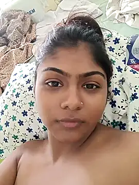 Snapshot of Cute_diya023 chatting on 04/19/26, 02:44 Cute diya023 online show from 04/19/26, 02:44