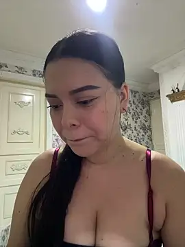 Snapshot of sweet_ruby_ chatting on 05/19/26, 02:18 sweet ruby online show from 05/19/26, 02:18