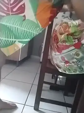 Snapshot of esterfour40 chatting on 02/05/26, 08:52 esterfour40 online show from 02/05/26, 08:52