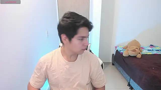 Asta YunoXXX online show from 04/20/26, 08:39