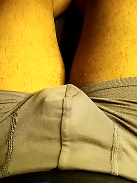 cakeboy992 online show from 11/30/25, 02:32