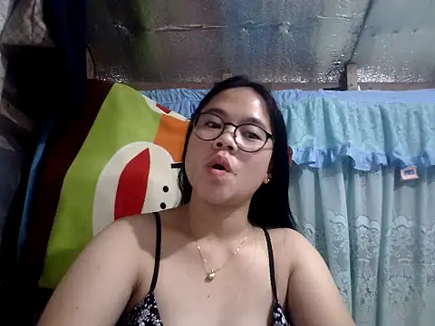 xxdreamgirl69 online show from 05/03/26, 10:05