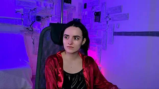 KateWillows online show from 03/15/26, 04:29