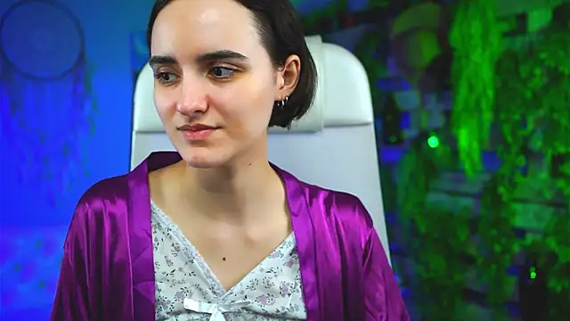 KateWillows online show from 03/17/26, 04:50