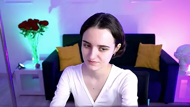 KateWillows online show from 03/19/26, 04:16