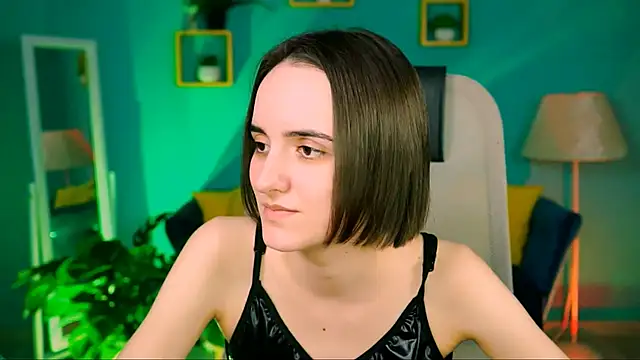 KateWillows online show from 04/06/26, 04:46