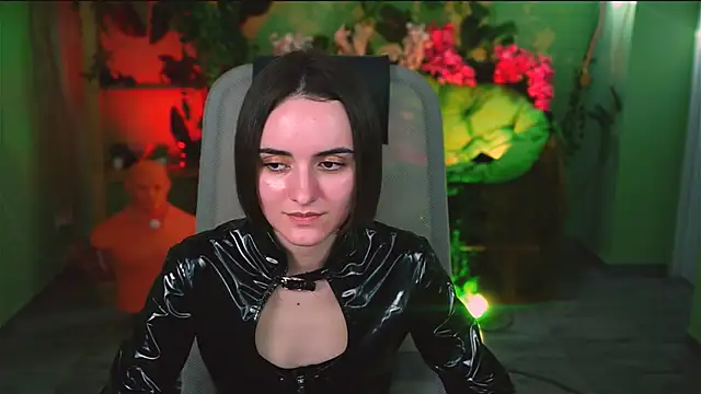 KateWillows online show from 04/07/26, 05:08