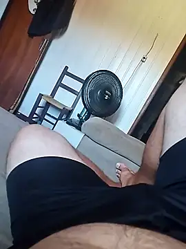 Tenenterodrigo online show from 12/04/25, 04:48