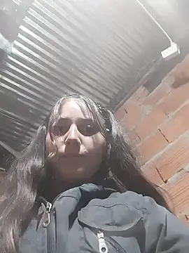 sammyyblondee online show from 12/17/25, 11:11