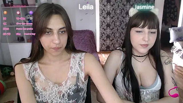 Snapshot of JasmineAdamss chatting on 06/01/26, 10:17 JasmineAdamss online show from 06/01/26, 10:17