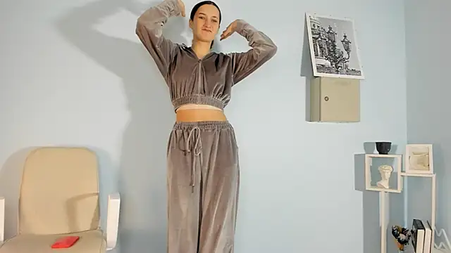 ShelieThetford online show from 11/29/25, 10:51