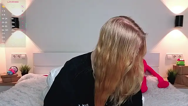 GhisllaineWestler online show from 03/02/26, 05:08