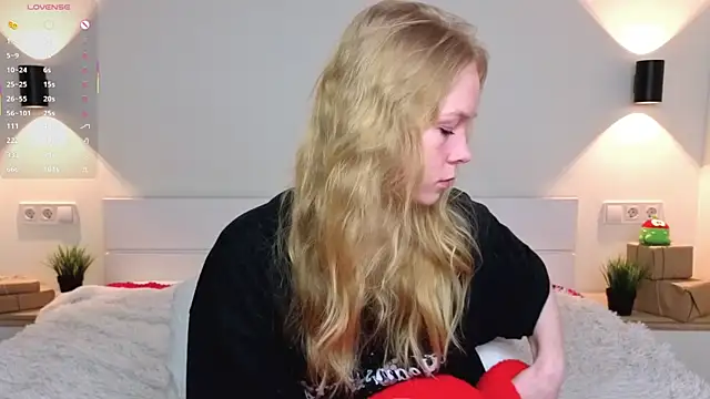 GhisllaineWestler online show from 03/03/26, 04:40