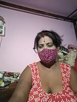 Snapshot of me-pari-hu chatting on 06/07/26, 04:00 me-pari-hu online show from 06/07/26, 04:00