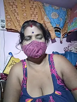 Snapshot of me-pari-hu chatting on 06/27/26, 04:56 me-pari-hu online show from 06/27/26, 04:56