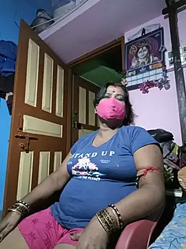 Snapshot of me-pari-hu chatting on 07/20/26, 03:47 me-pari-hu online show from 07/20/26, 03:47