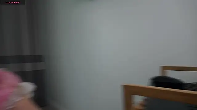 evy miu online show from 04/09/26, 07:25