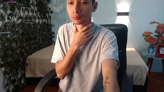 LucassSmith11 online show from 01/12/26, 11:59