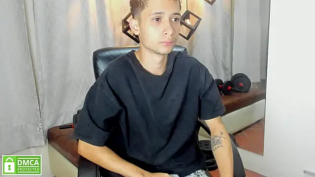 LucassSmith11 online show from 07/30/26, 04:11