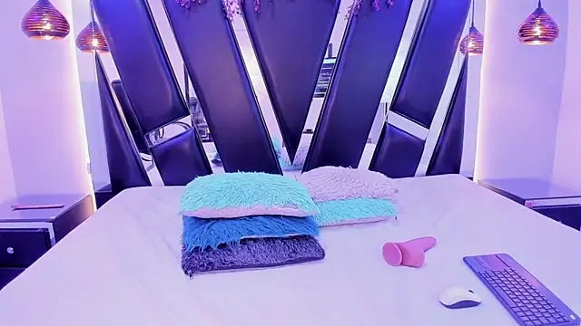 MHONIKBELUCCI online show from 04/11/26, 10:14