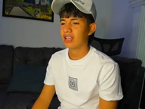 Mikke18 online show from 12/01/25, 11:21