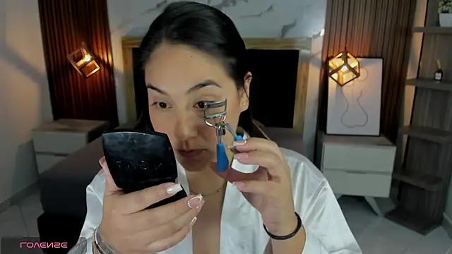 VIOLETTA ROSS1 online show from 01/09/26, 12:19