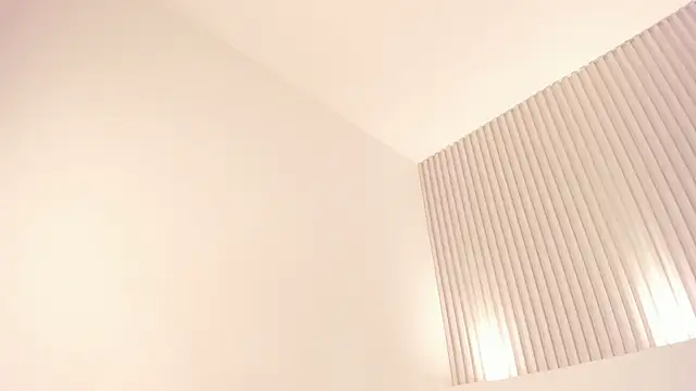 ayla velt online show from 04/21/26, 01:42