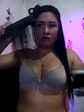 Emy cutee online show from 03/18/26, 01:03