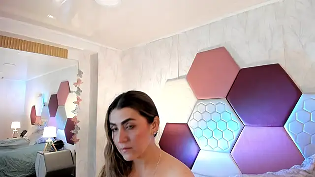 AriaRous online show from 01/31/26, 07:11