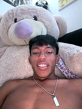 santinaughty online show from 04/19/26, 12:00