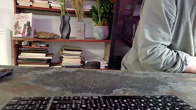 diogene11 online show from 12/01/25, 11:37