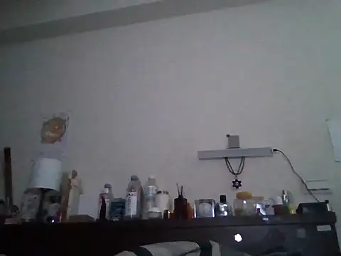 Snapshot of ilove90123 chatting on 03/16/26, 08:18 ilove90123 online show from 03/16/26, 08:18