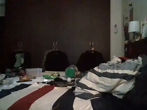 ilove90123 online show from 04/13/26, 06:52