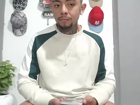 BASTIAN NICOLAS  online show from 02/01/26, 01:04