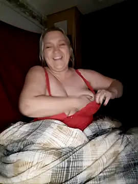 BustyGoddess6969 online show from 12/21/25, 03:02