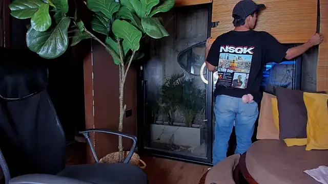 isaac grimm online show from 04/07/26, 02:56