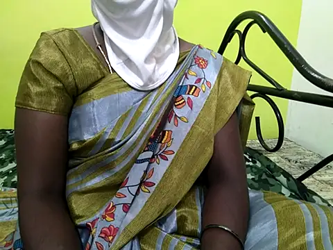 Snapshot of tamil_sumathi chatting on 07/02/26, 05:24 tamil sumathi online show from 07/02/26, 05:24