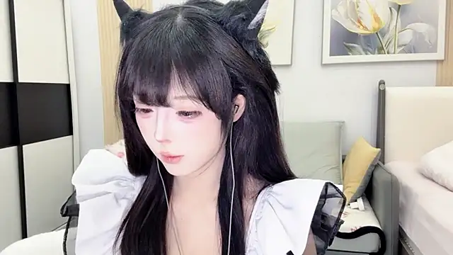 xiaoyu-8888 online show from 03/04/26, 12:00