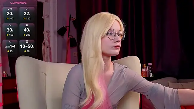 Kitty smalltits online show from 02/04/26, 04:18