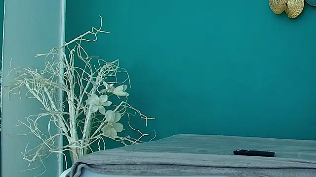 RoxanneJoy online show from 04/01/26, 04:35