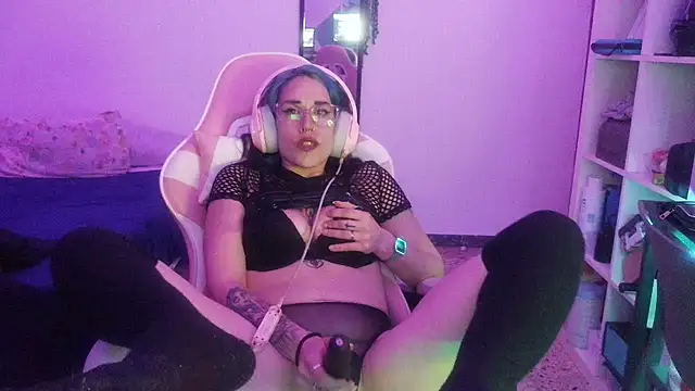 blackrose1997 online show from 04/23/26, 12:29