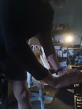 DanWolverin online show from 02/11/26, 04:34