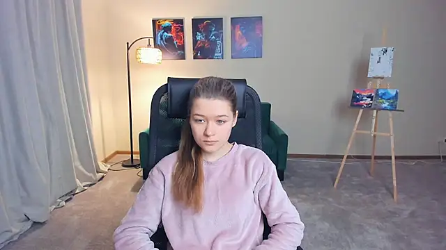 Snapshot of SixtaKo chatting on 12/02/25, 12:21 SixtaKo online show from 12/02/25, 12:21