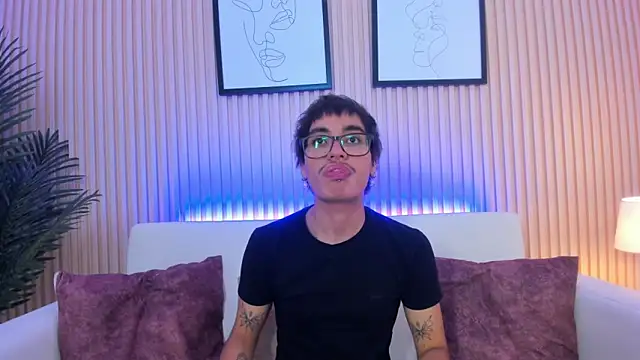 Antonio rowan online show from 12/02/25, 06:47