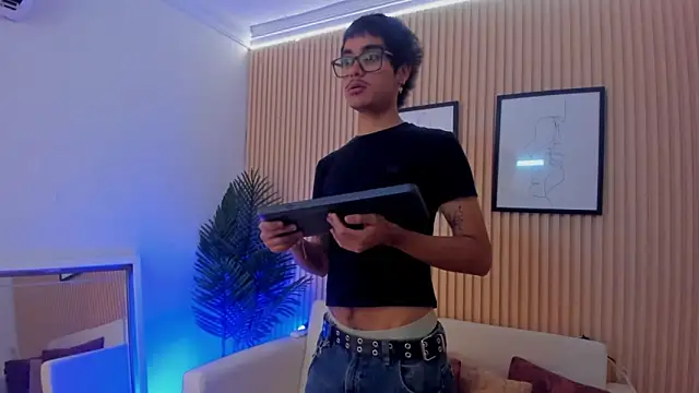 Antonio rowan online show from 12/04/25, 01:31