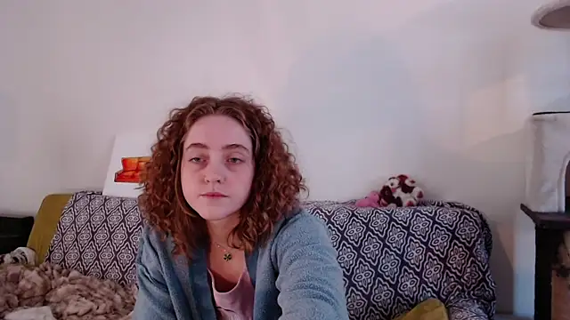 DeliaBlew online show from 01/18/26, 04:11