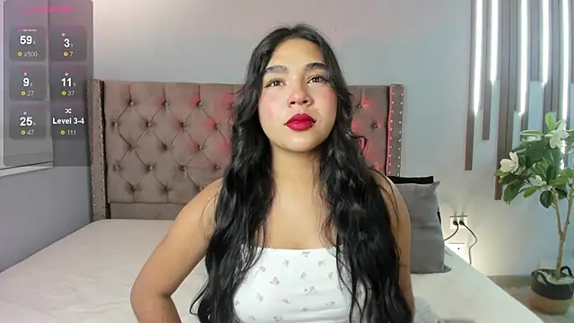 Snapshot of Mylarossi chatting on 12/04/25, 12:25 Mylarossi online show from 12/04/25, 12:25