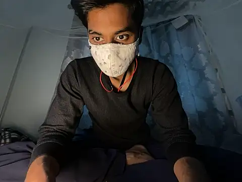 hunterboy2001 online show from 12/19/25, 08:32